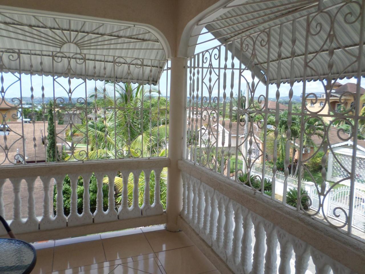 Leon'S Luxury Montego Bay Home 外观 照片